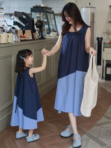 Wholesale Cotton V-neck Dot Print <strong>Mum</strong> <strong>and</strong> <strong>Daughter</strong> <strong>Matching</strong> Dress Mommy <strong>and</strong> Me Summer - Product Image 3