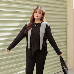 รันฉีเสื้อยืดแขนยาวผู้หญิงไซส์ใหญ่ สีพื้น ผ้าถัก ทรงหลวม มีป้าย N8763 - Product Image 4