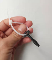 Attaches-câbles en nylon avec bouchons de fermeture