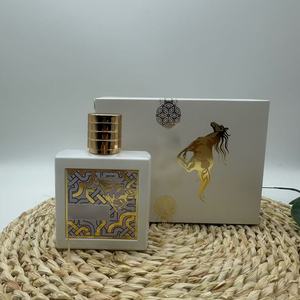 Nước hoa bán chạy nhất Ả Rập, với hương thơm lâu dài, tỏa ra một hương thơm phong phú. Sự lựa chọn hoàn hảo cho ngày và bữa ăn. - Product Image 2