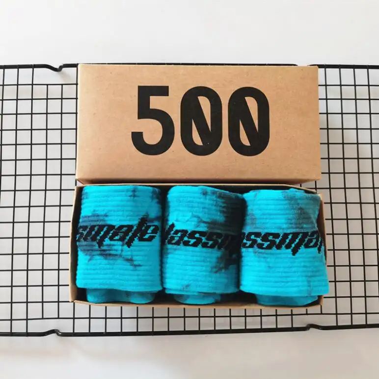 Носки Tie dye yeezy 350V2 в подарочной коробке, европейские и Соединенные Штаты 500, брендовые носки известных брендов Tie dye