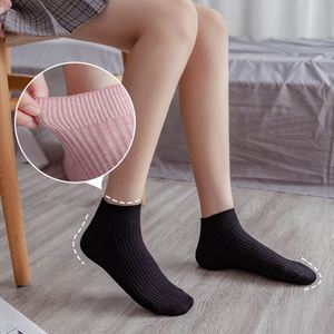 Nouvelles chaussettes de sport pour femmes 2022 de haute qualité, personnalisables avec logo, couleur unie, invisibles, antidérapantes, pour le sport - Product Image 3