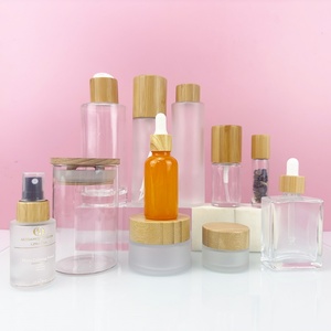 Envases Cosméticos, Juego de Botellas de Vidrio Esmerilado de 60 y 100 ml para Loción y Spray, con Bomba de Bambú, Gotero y Rodillo, Productos de Bambú - Product Image 4