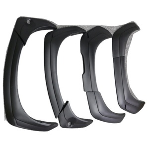 อุปกรณ์ตกแต่งรถยนต์ขายดี ชุดแต่งซุ้มล้อสีดำ สำหรับมิตซูบิชิ ปาเจโร สปอร์ต ปี 2016 - Product Image 1