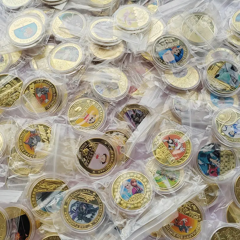 全デザイン5psc/セット日本アニメカービィポケメンワンピースおもちゃコイン24k金メッキコイン在庫あり