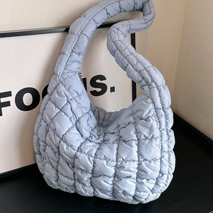 Cloud Patterned Heart Shaped Saddle Bag Large Capacity Lightweight Zipper Closure Women's Everyday Commuter Bag Pink - Product Image 3