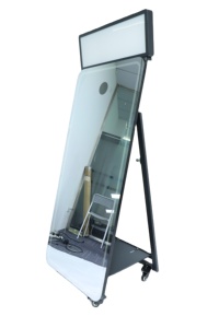 Cabina de fotos con espejo mágico para selfies única, máquina de fotomatón con pantalla táctil 2023 para eventos - Product Image 3