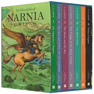 Le Cronache di Narnia Set di 7 Libri Cartonati con Stampa Offset su Carta Artistica Colorata Storie d'Avventura in Inglese - Product Image 1