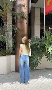 Jeans de mujer con pierna curva – Artículo de moda que realza la figura. Disponible en tallas S-XXL desde Vietnam. - Product Image 6