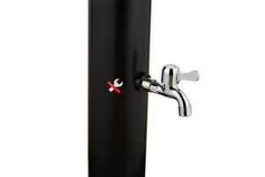 <span class=keywords><strong>Douche</strong></span> de jardin de luxe Cyen 40L avec pommeau de pluie, style portail, <span class=keywords><strong>douche</strong></span> <span class=keywords><strong>solaire</strong></span> pour vie hors réseau - Product Image 4