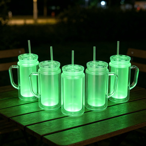 Bicchiere Globo di Neve da 16oz con Manico, Luminoso al Buio, con Foro Pre-Forato, Bottiglia Tumbler in Plastica a Doppia Parete - Product Image 1