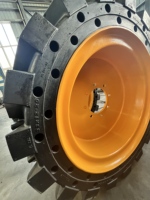 Nouveau Rouleau de Convoyeur JUNENG de Haute Qualité 33x12-20 en Caoutchouc Robuste pour Équipements de Restaurant et d'Entrepôt avec Garantie d'un An