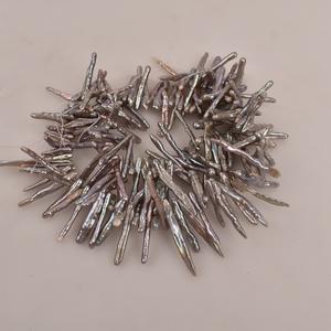 ไข่มุกน้ำจืดธรรมชาติสีขาวแบบขายส่ง ร้อยเป็นสาย ร้อยประดับ ร้อยทำเครื่องประดับ แบบหลวมๆ รูปทรงบาร็อค สีเทา 28 รู สำหรับงาน DIY - Product Image 4