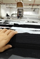 YINENG TECH femmes hommes tissu faisant la Machine automatique tissu découpeuse pour sous-vêtements chemise pantalon