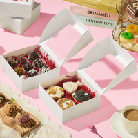 Boîtes à bonbons en carton blanc écologiques avec fenêtres en PVC, logo personnalisé imprimé en relief pour les produits de boulangerie, emballage pour la pâtisserie