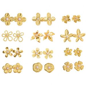 Pendientes de aro de acero inoxidable estilo Ins, <span class=keywords><strong>serie</strong></span> Océano, con diseño geométrico simple de espiral de concha, engaste de bisel e incrustaciones religiosas - Product Image 1