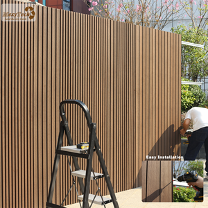 ألواح جدارية خارجية مقاومة للحريق من مركب الخشب والبلاستيك، ألواح تكسية مضلعة مقاومة للماء للاستخدام الخارجي - Product Image 3