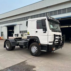 Camion tracteur Sinotruk HOWO 4x2 <span class=keywords><strong>d</strong></span>'occasion, 336 CV, 6 roues, à vendre à <span class=keywords><strong>prix</strong></span> réduit - Product Image 5