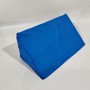 หมอนสามเหลี่ยม Houde Kangyuan ขนาด 50x25x15 ซม. ทำจากฟองน้ำ สำหรับรองรับท่าทางและการป้องกันแผลกดทับ - Product Image 3