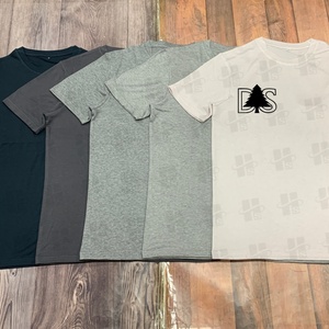 卸売 メンズ ジム マッスルネック Tシャツ カスタム刺繍 リングスパンコットン 220GSM ソフト サマー 無地 DTGプリント 100%コットン - Product Image 2