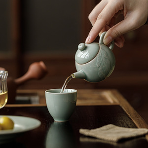 Guanlan Ceramic Relief Small Teapot Banana Moon Color With Lid Round Shape Kung Fu <b>Tea</b> <b>Set</b> Porcelain Household Teapot - Product Image 3