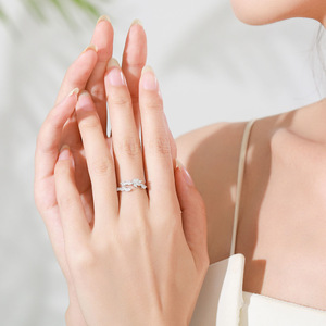 Ensemble de bague et boucles d'oreilles délicats en argent sterling S925 haut de gamme, avec un design inspiré de la forêt, bijoux tendance - Product Image 5