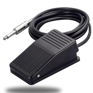 Pedal Cuadrado de Plástico Negro para Tatuajes, Interruptor de Pie para Máquina de Tatuar - Product Image 1