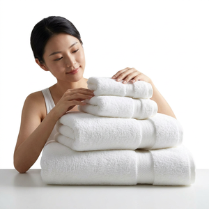 Serviette en coton bio écologique EVERGREEN, séchage rapide, antimicrobienne, compressée, vente en gros, 100% coton, douce et absorbante - Product Image 1