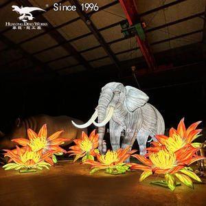 Festival de elegancia atemporal linterna de elefante exquisito diseño chino hecho a mano bodas decoración del hogar | Simbolizando la fuerza buena - Product Image 1