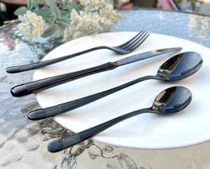 Di alta qualità in acciaio inox 18/10 4 pezzi di lusso nero opaco Set di posate antiche raso reale nero argenteria per il tè di matrimoni - Product Image 5