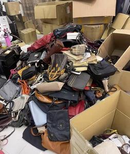 Ukay Italie Fournisseur de sacs Ballots de sacs d'occasion pour femmes - Product Image 4