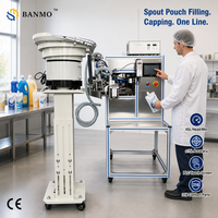 Ligne de remplissage de liquides en sachets à bec verseur rotatif simple BANMO, pompe magnétique servo 45L, contrôle tactile PLC