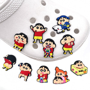 Accessoires de chaussures Anime Crayon Shin-chan : Breloques fantaisie en forme de fleur, en colle souple, pour chaussures de jardin - Product Image 1
