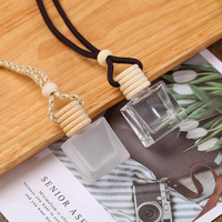 Nouveau diffuseur d'air pour voiture en verre mat de luxe, diffuseur d'air suspendu avec corde, flacon de parfum givré, bois de couleur mélangée