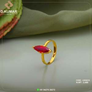 Anillos de Compromiso y Promesa de Estilo Antiguo Clásico con Zirconia Ovalada de 22K y Halo con Engaste Pavé para Bodas y Fiestas para Mujer - Product Image 1