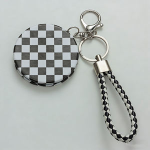 Nouveauté <span class=keywords><strong>Miroir</strong></span> de poche grossissant 2X Compact Double face Rond Pliable avec porte-clés Maquillage Taille de voyage pour femmes - Product Image 1