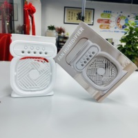 Ventilateur de brumisation portable, ventilateurs d'extérieur pour patios avec brouillard d'eau, ventilateur de refroidissement personnel à batterie rechargeable avec brumisateur