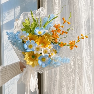 Bouquet de fleurs au crochet de haute qualité, rose et blanc, arrangement floral tricoté pour un cadeau de fête des mères - Product Image 4