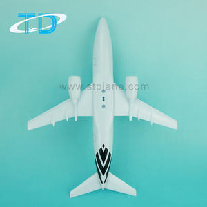 Modèle d'<span class=keywords><strong>avion</strong></span> personnalisable en plastique à l'échelle 1/200, 33 cm, Boeing 737-300 Express <span class=keywords><strong>Cargo</strong></span> Aérien, cadeau à thème - Product Image 4