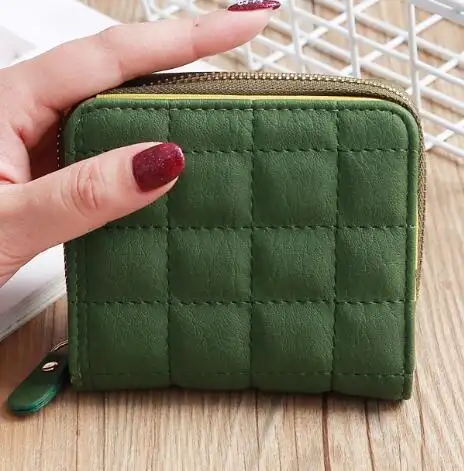 Versión Coreana de Mini cartera, bolso de mujer, cremallera corta, monedero corto bonito, billetera bordada para estudiantes, billetera para mujer
