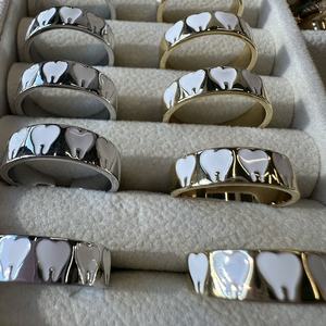 Nuevo estilo <span class=keywords><strong>higienista</strong></span> Dental anillo <span class=keywords><strong>de</strong></span> dientes delicado fino seis anillos <span class=keywords><strong>de</strong></span> dientes <span class=keywords><strong>de</strong></span> oro y plata asistente Dental joyería minimalista - Product Image 6
