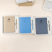 Carnet de notes en gros avec logo gaufré et stylo assorti, couverture souple et flexible, journal avec stylo de couleur assortie