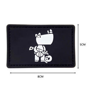 후크 및 루프 셔츠 Deboss 배지 개인 방어 장비가있는 맞춤형 3D 실리콘 전술 PVC 고무 패치 - Product Image 6