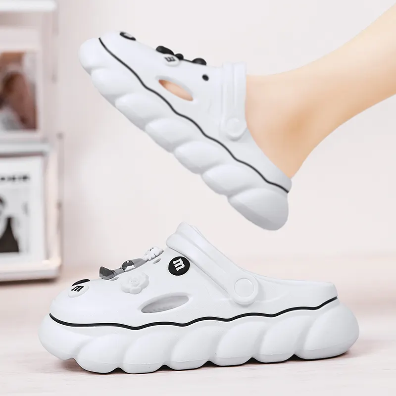 New High Elasinity Outdoor White Beach Shoes,Super Light Brook Water Shoes, Wear-Resistant Rubber and Plastic Sandals