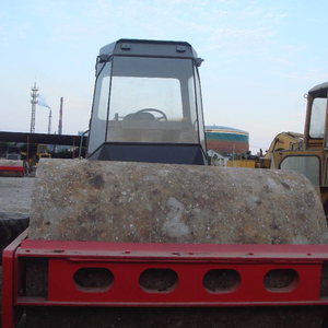 Rouleau compresseur à double tambour Dynapac CA30D d'occasion avec une puissance de 92 kW et une capacité de montée de 30 %, excellent prix à vendre - Product Image 2