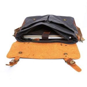 Sac à bandoulière professionnel pour homme, fabrication OEM, sur mesure, sacoche pour ordinateur portable 14 pouces, en cuir PU - Product Image 4