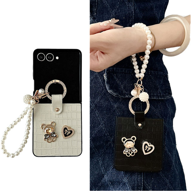 Cartoon Bear Bracelet Hand Carry Ring Phone Case for Samsung Z Flip7/6 3/4/5 Crocodile Pattern PU Leather All-Inclusive Cover