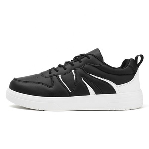 Venta al por Mayor de Fábrica: Zapatos Deportivos de Moda para Hombre, Estilo Nuevo, Antideslizantes, Zapatos Casuales para Caminar y Correr de Otoño - Product Image 1