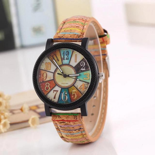 Latest Colorful Wood Watch for Men Grain Leather Band Alloy Case Quartz Casual Watch Fashion Unisex Luxury Gift Box 21mm Width