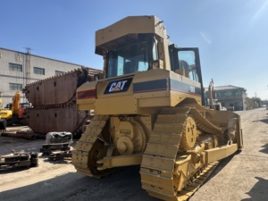 รถดันดิน CAT D6R มือสอง พร้อมเครื่องยนต์และมอเตอร์ประสิทธิภาพสูง ผลิตในสหรัฐอเมริกา รับประกัน 2 ปี - Product Image 3